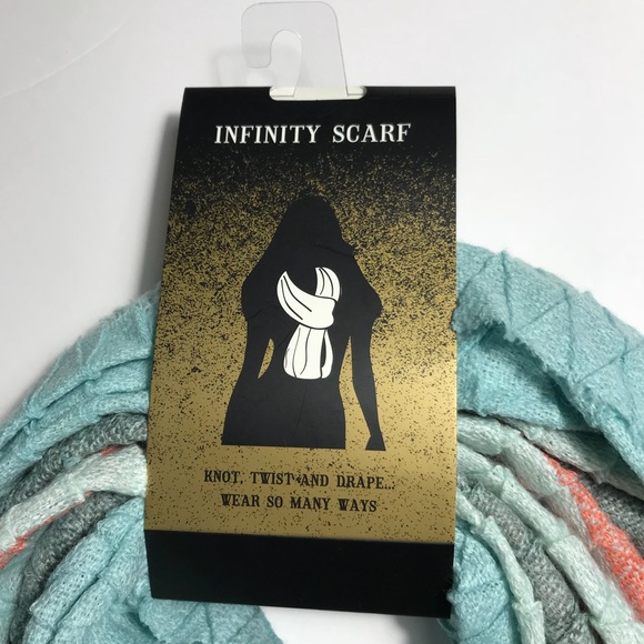 NWT Tri-Coastal Design Large Infinity Scarf - Picture 4 of 6